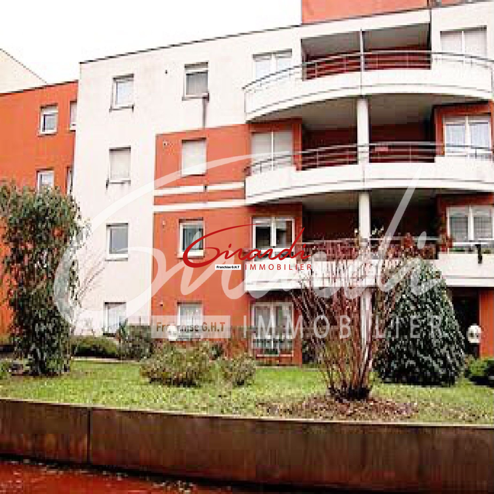 vente APPARTEMENT, 62m², 2 CH, SAINTLOUIS CENTRE, PARKING